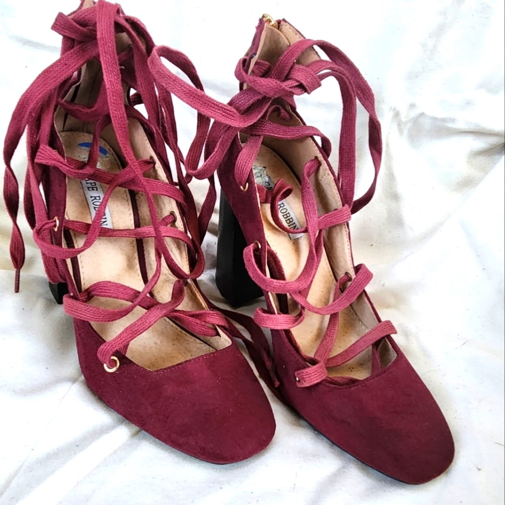 Lace up Heeled shoes